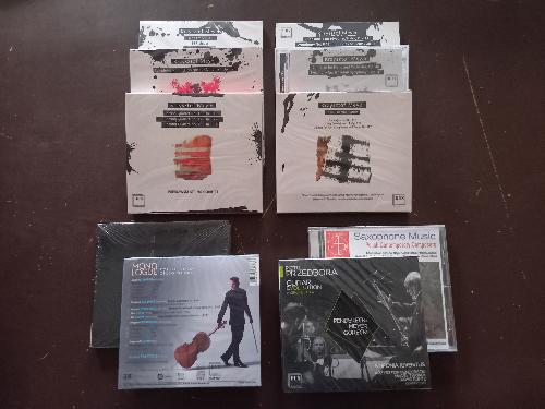 A photo of 10 CDs with music by Krzysztof meyer